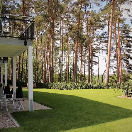 Art & Galerie Lenz Plauer See Hotel 4*